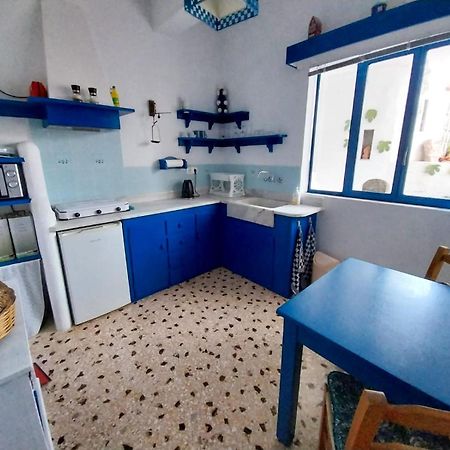 Blue On The Beach Poros Town Exterior photo