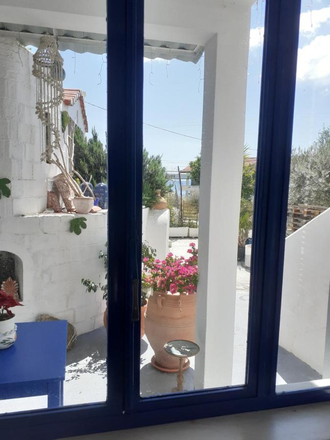 Blue On The Beach Poros Town Exterior photo